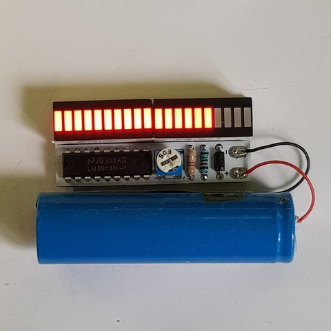 MINI VOLTMETRO DIGITALE CON BARRA A 20 LED 3-15 V regolabile